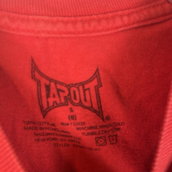 Tapout MMA Y2K Red Eagle Graphic Short Sleeve Shirt Boys Size Small - Picture 2 of 3